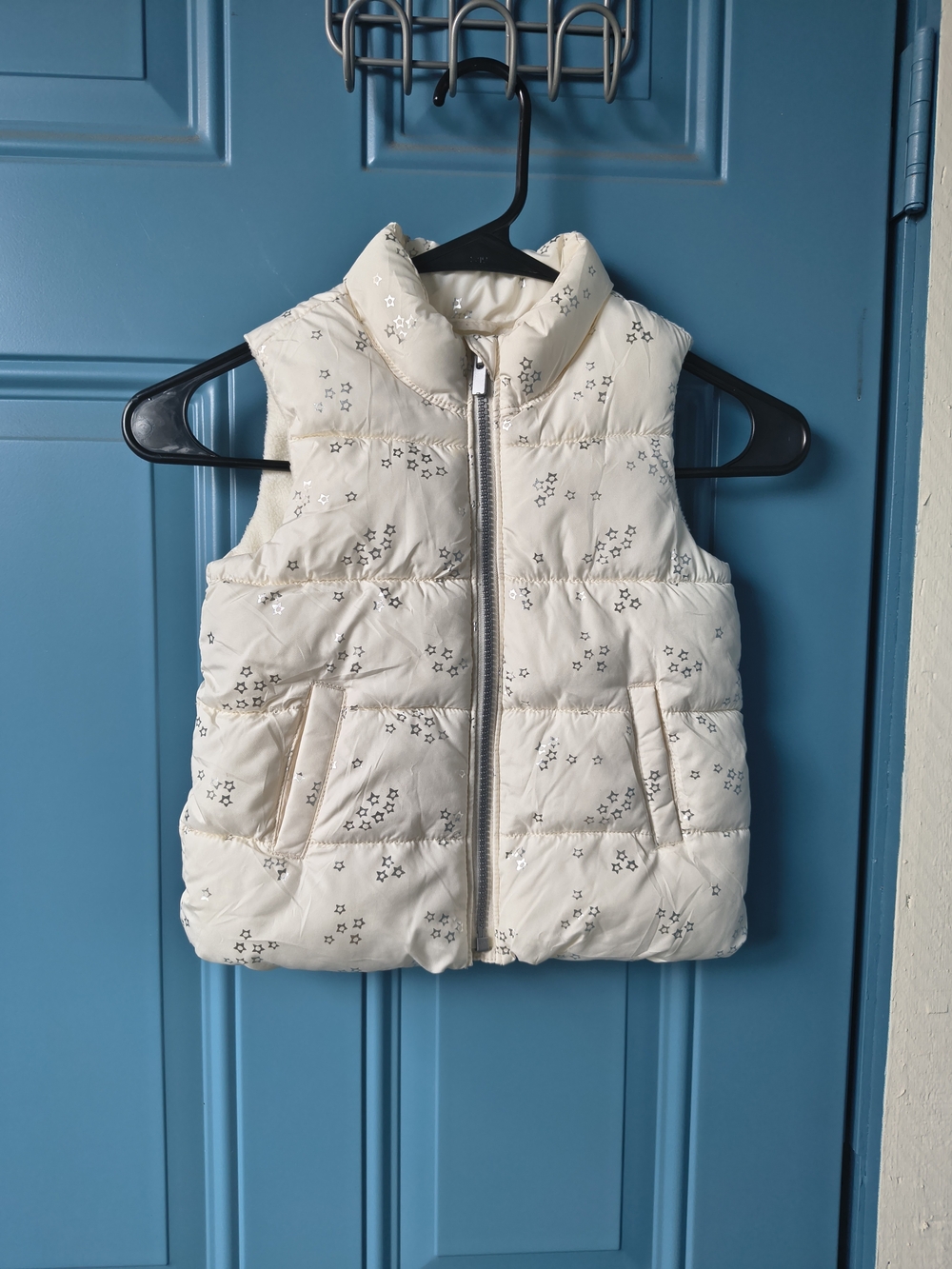 Old Navy Cream Quilted Puffer Vest with Star Print